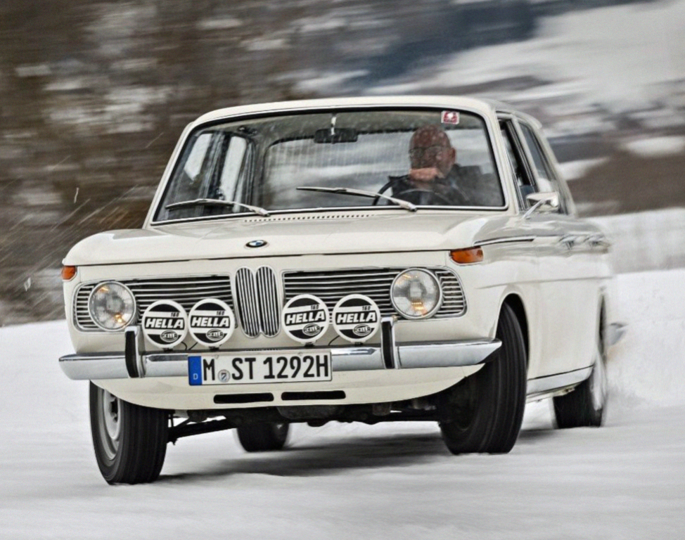 bmw_1800_ti_32_002f016b03cf0301.jpg