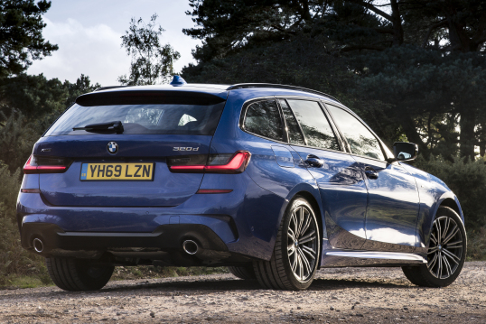 BMW 320d xDrive Touring M Sport [UK-spec] (G21) '2019–22