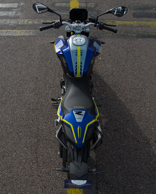 Bmw f top 300 r