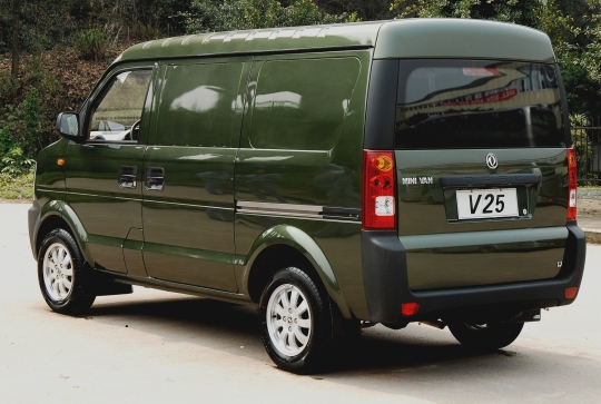 DFSK V25 Mini Van 2012