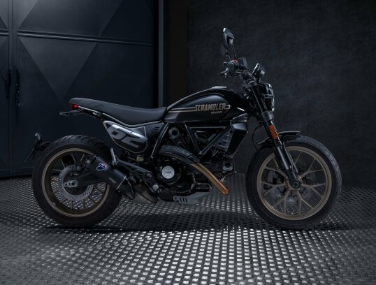 Ducati Scrambler Full Throttle 2015