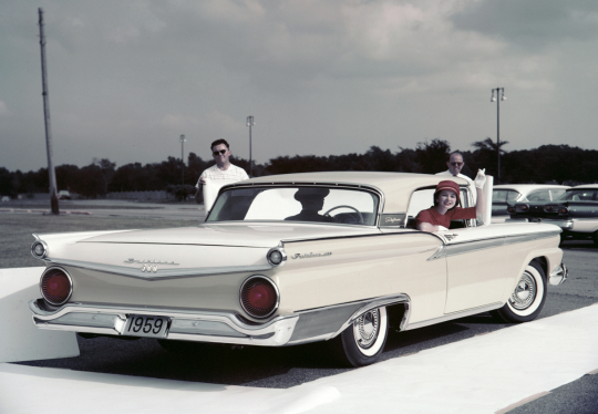 1959 Ford Galaxie Club Victoria Hardtop Coupe (A9-65A)