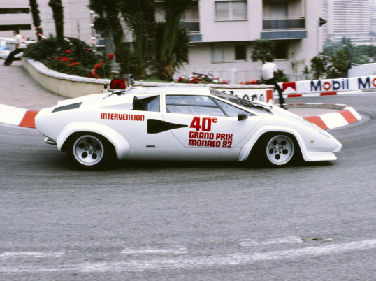 Lamborghini countach 2025 pace car