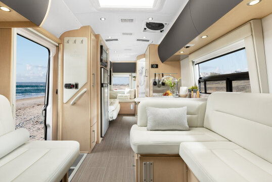 2019 leisure shop travel van serenity