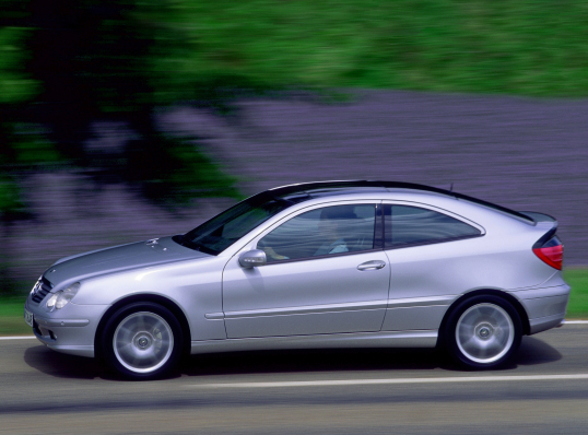 Mercedes Benz C 200 Kompressor Sportcoupe Worldwide CL203 2000 04