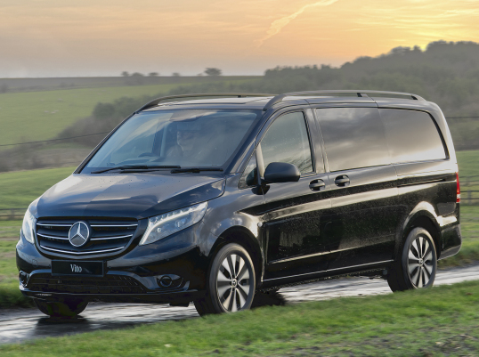 Mercedes Benz Vito 119 CDI Premium Night Edition UK spec Br.447 2023 24