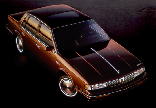 1988 Oldsmobile Cutlass Ciera International Series Sedan 3A S19