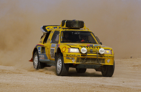 Peugeot Turbo 16 # Rally Paris-Dakar J. Kankkunen - J. Piironen, Norev 