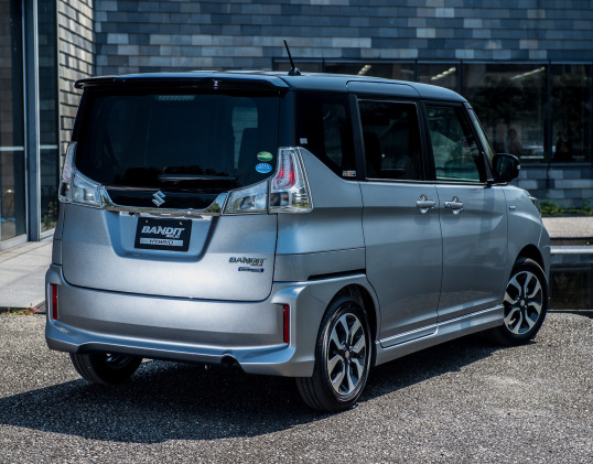 File:Suzuki SOLIO BANDIT HYBRID MV 2WD (5AA-MAD7S-FSVB-ZN3) front.jpg -  Wikipedia