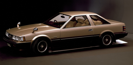 PREORDER* Ignition Model 1:18 Toyota Soarer 2800GT Extra