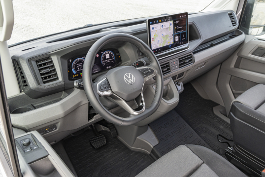 VOLKSWAGEN CRAFTER Интерьер