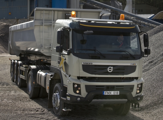 Volvo FMX 460 4×4 tractor Sleeper cab '2009–13