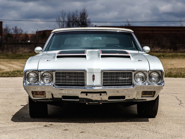 Oldsmobile Cutlass