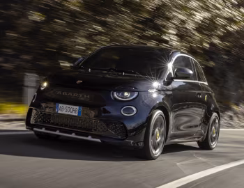 Abarth 500e (394) '2023–н.ч.