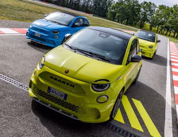 Abarth 500e (394) '2023–pr.