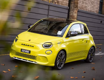 Abarth 500e Scorpionissima [Australia] (394) '2023–24
