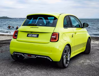 Abarth 500e Scorpionissima [Australia] (394) '2023–24
