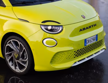 Abarth 500e Turismo [Worldwide] (394) '2023–pr.