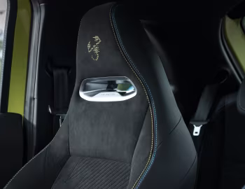 Interior Abarth 500e Turismo [UK-spec] (394) '2023–pr.