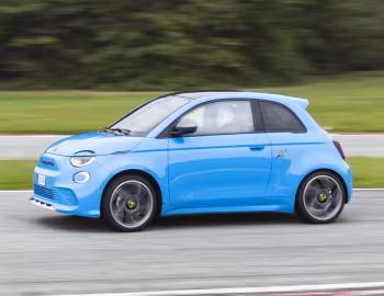 Abarth 500e Turismo [Worldwide] (394) '2023–н.ч.