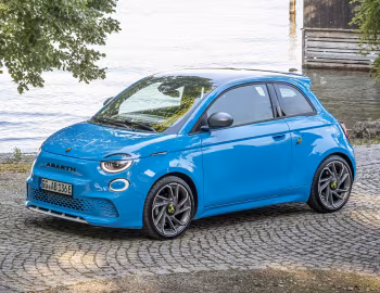 Abarth 500e Turismo [Worldwide] (394) '2023–pr.
