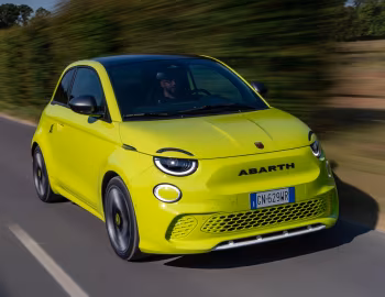 Abarth 500e Turismo [Worldwide] (394) '2023–pr.