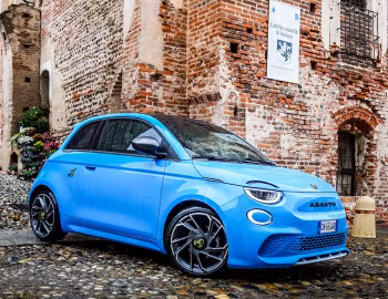 Abarth 500e Turismo [Worldwide] (394) '2023–pr.