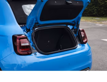 Багажник Abarth 500e Turismo Convertible [UK-spec] (394) '2023–н.ч.