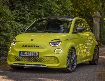 Abarth 500e Turismo Cabrio [Worldwide] (394) '2023–pr.