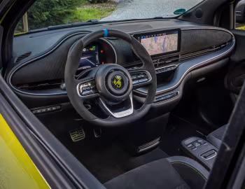 Interior Abarth 500e Turismo Cabrio [Worldwide] (394) '2023–pr.