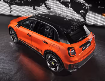 Abarth 600e Competizione (365) '2025–pr.