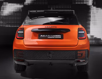 Abarth 600e Competizione (365) '2025–pr.