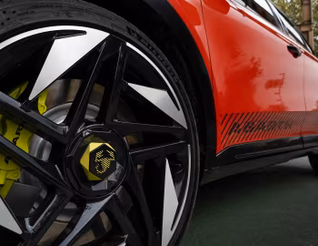 Abarth 600e Competizione (365) '2025–pr.