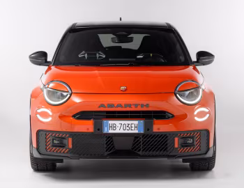 Abarth 600e Competizione Edizione Milano Cortina 2026 [Italy] (365) '2025–26