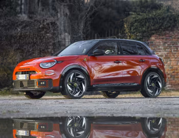 Abarth 600e Competizione Edizione Milano Cortina 2026 [Italy] (365) '2025–26