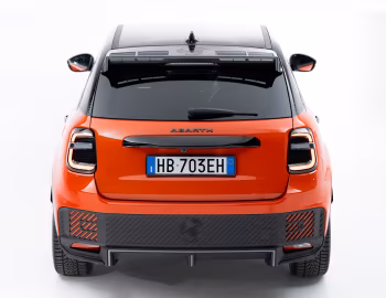 Abarth 600e Competizione Edizione Milano Cortina 2026 [Italy] (365) '2025–26