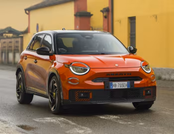 Abarth 600e Competizione Edizione Milano Cortina 2026 [Italy] (365) '2025–26
