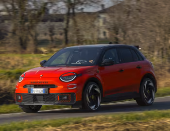 Abarth 600e Competizione Edizione Milano Cortina 2026 [Italy] (365) '2025–26