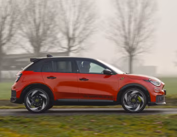Abarth 600e Competizione Edizione Milano Cortina 2026 [Italy] (365) '2025–26