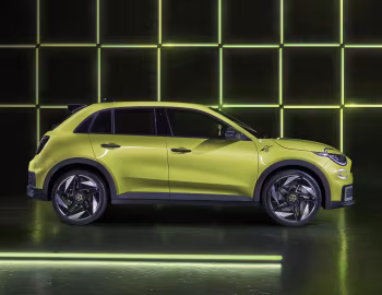 Abarth 600e Turismo [Worldwide] (365) '2024–pr.