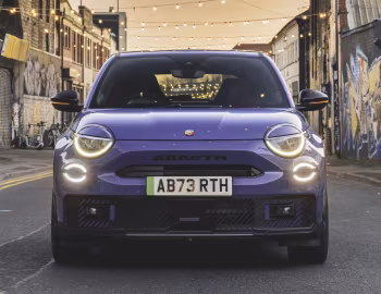 Abarth 600e Scorpionissima [UK-spec] (365) '2025