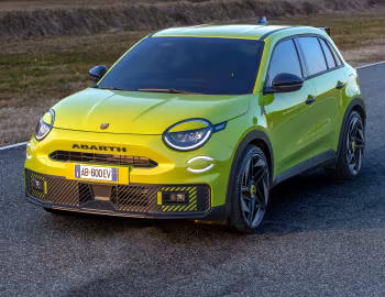 Abarth 600e Turismo [Worldwide] (365) '2024–pr.
