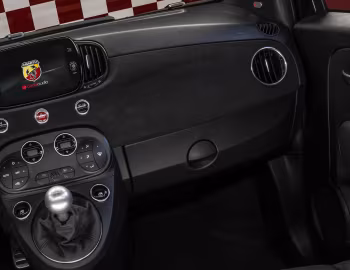 Інтер'єр Abarth 695 75° Anniversario (312) '2024