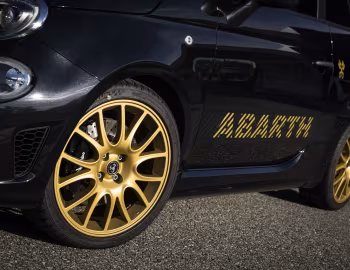 Abarth 695 75° Anniversario (312) '2024