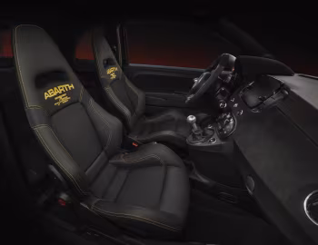 Інтер'єр Abarth 695 75° Anniversario (312) '2024