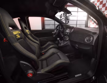 Інтер'єр Abarth 695 75° Anniversario (312) '2024