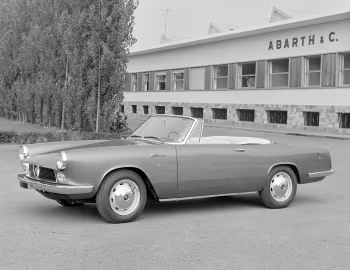 Fiat Abarth 2200 Spider '1960–61