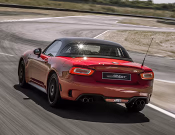 Abarth 124 GT [UK-spec] (348) '2018