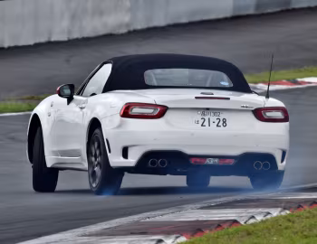 Abarth 124 spider [Japan] (348) '2016–20