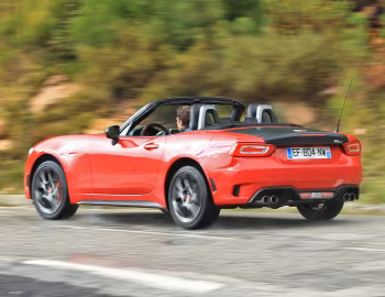 Abarth 124 spider [Worldwide] (348) '2016–19